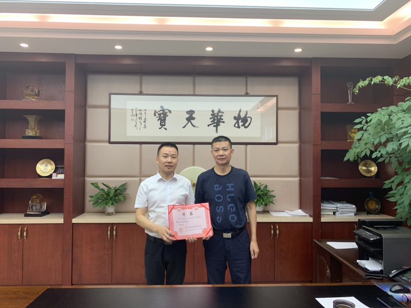 【頭條】黃忠海先生受聘出任佳歌集成灶營(yíng)銷總經(jīng)理，打開佳歌全新篇章，打造佳歌新時(shí)代