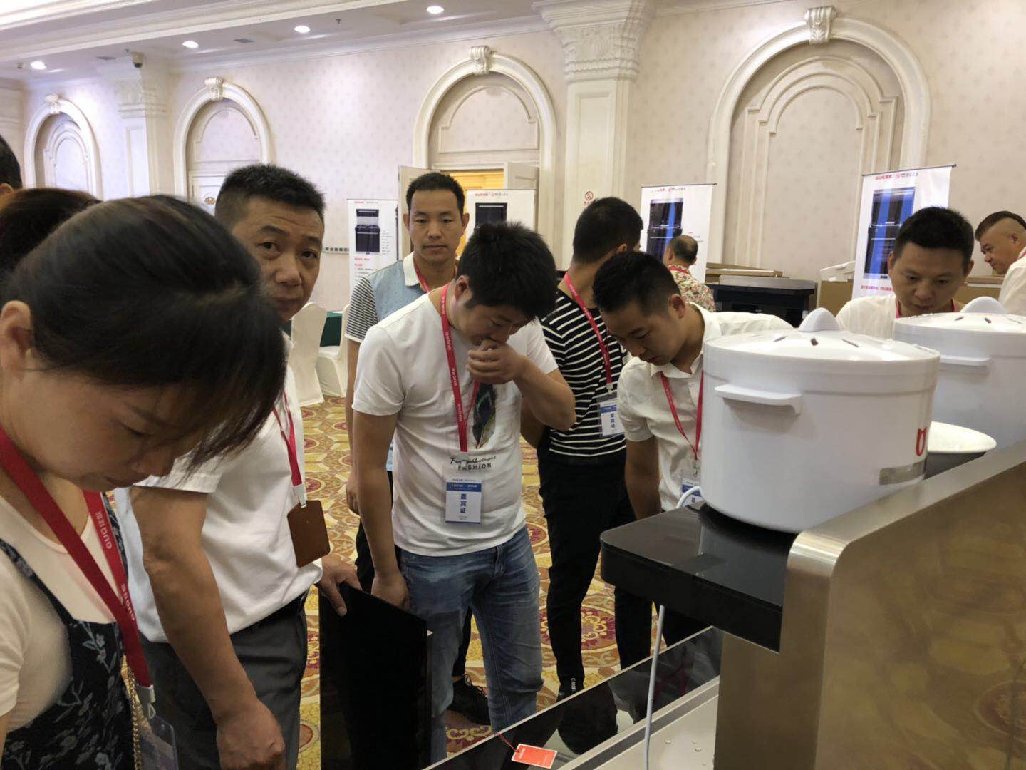 “千家萬(wàn)店，一路高歌”佳歌集成灶全國(guó)優(yōu)商甄選計(jì)劃招商會(huì)于湖南長(zhǎng)沙圓滿落幕