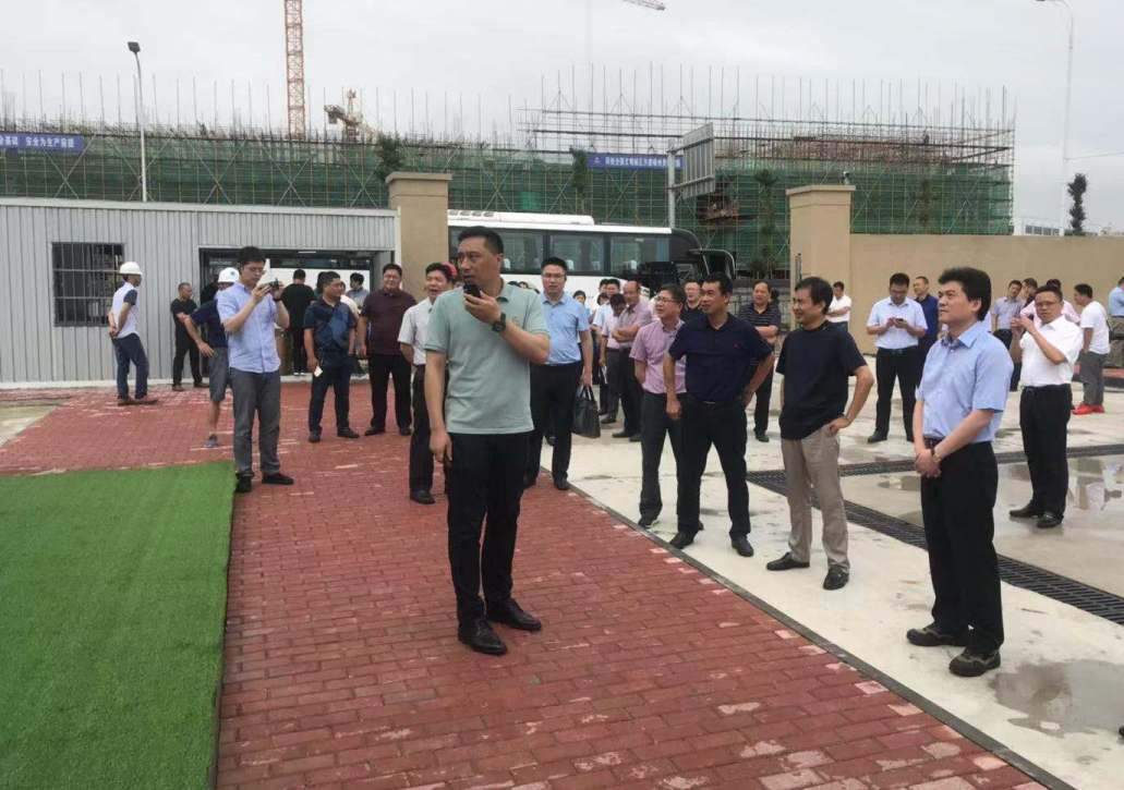 嵊州市市長(zhǎng)嚴(yán)鋼、市人大主任、政協(xié)主席等相關(guān)領(lǐng)導(dǎo)負(fù)責(zé)人蒞臨考察集團(tuán)重點(diǎn)建設(shè)情況