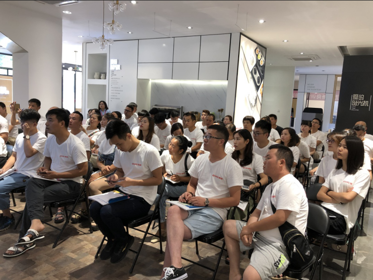 烈日炎炎，學(xué)無(wú)止境——佳歌集成灶第五屆導(dǎo)購(gòu)培訓(xùn)及售后服務(wù)專項(xiàng)培訓(xùn)圓滿結(jié)束