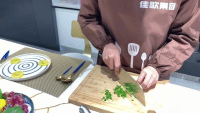 【佳歌廚房】全家都愛(ài)吃的可樂(lè)雞翅，你學(xué)會(huì)了嗎？
