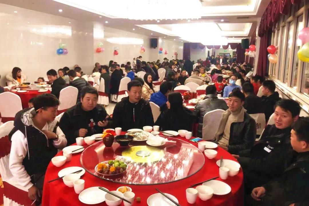 佳歌集成灶云南昭通專賣店火熱開業(yè)，燃爆全城！