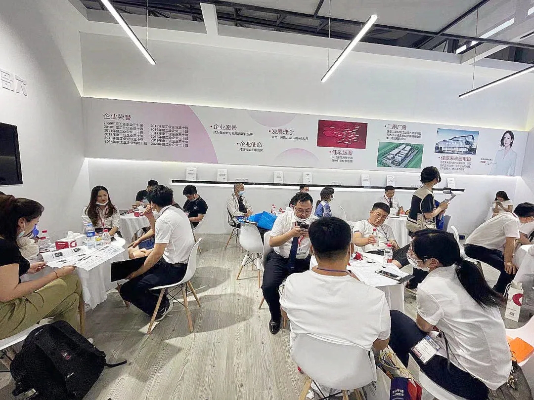 【2021上海國際廚衛(wèi)展】偶像派？實力派？佳歌集成灶攜新品再度重塑行業(yè)新標(biāo)準(zhǔn)！