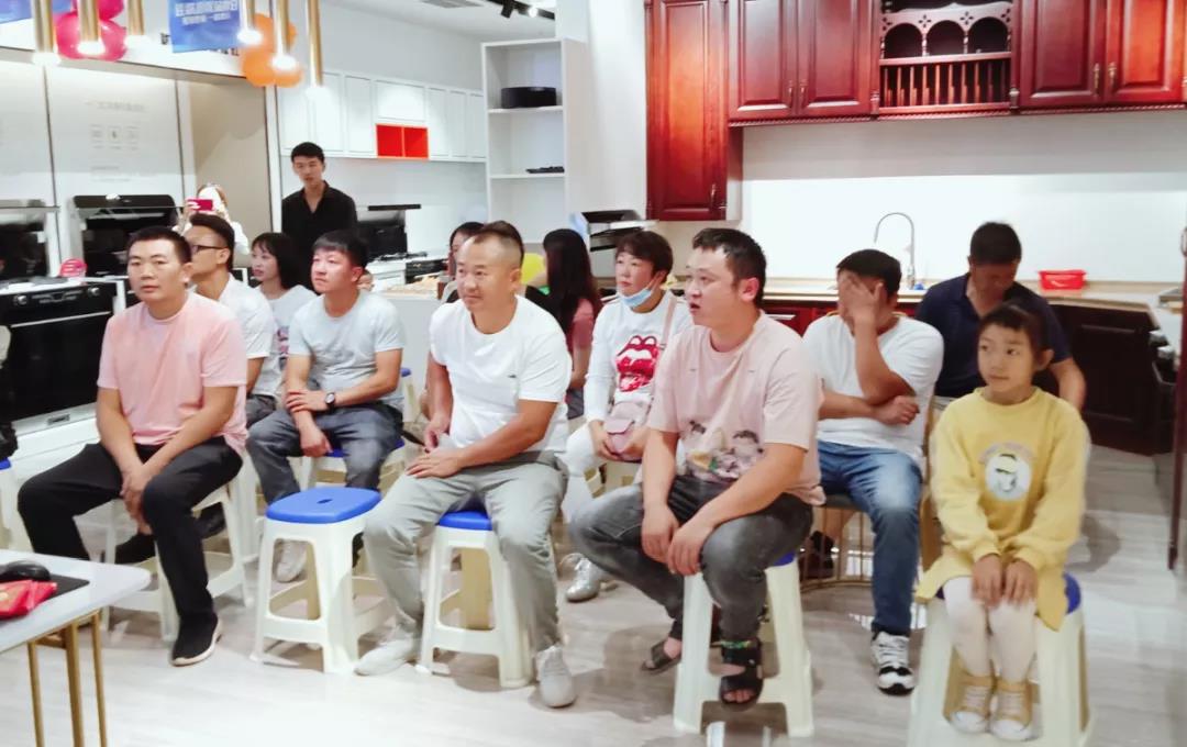 【深耕行業(yè)】佳歌集成灶曲靖旗艦店品鑒會(huì)圓滿召開！