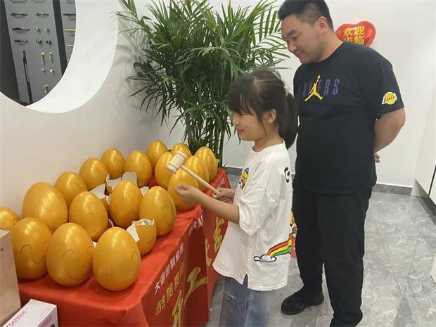 【喜報(bào)】熱烈祝賀佳歌集成灶山東高密旗艦店盛大開業(yè)，簽單不斷！