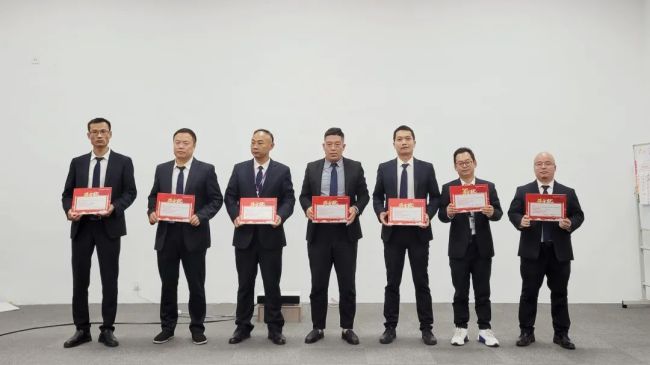 佳歌集成灶第二屆【千店大商】財富峰會啟動會順利召開！
