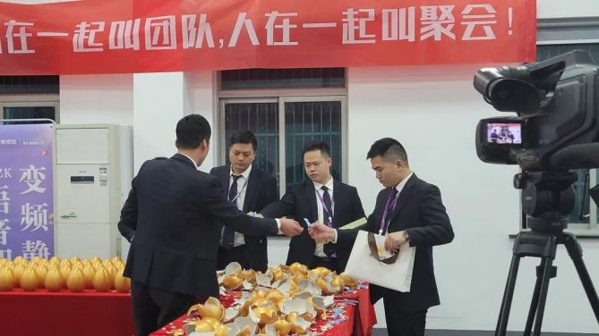 砸禮品金蛋，贏免單大禮，佳歌十月新品促銷鉅惠活動(dòng)順利落幕