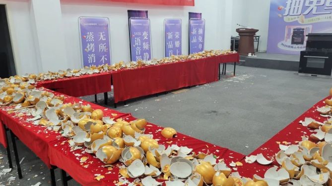 砸禮品金蛋，贏免單大禮，佳歌十月新品促銷鉅惠活動(dòng)順利落幕