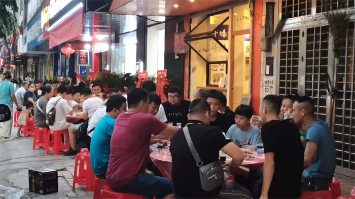 【喜報(bào)】佳歌集成灶海南儋州、貴州興義兩家旗艦店盛大開業(yè)！