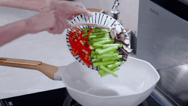 佳歌集成灶，3招幫你打造理想人間煙火！